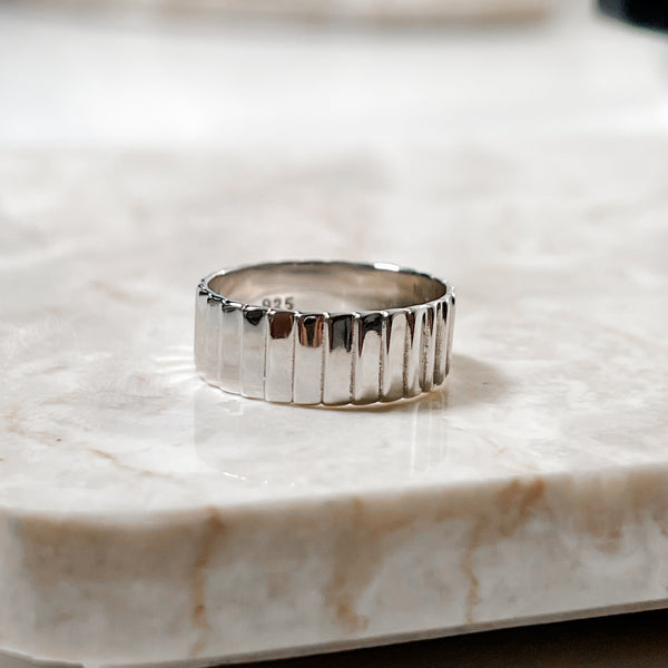 Ribbed Band Ring | Sterling Silver